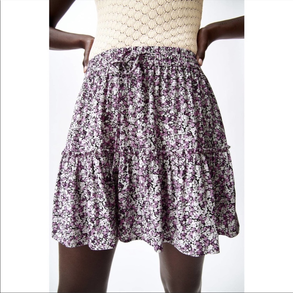 Zara floral print high waisted ruffled hem elastic band skort